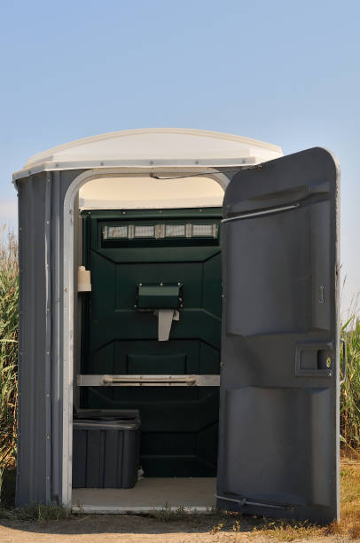 Portable Toilet Options We Offer in East Palestine, OH